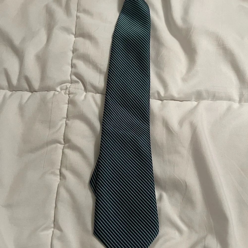 BOYS Striped Black and Green Clip on Tie Wedding, formal, special occasions